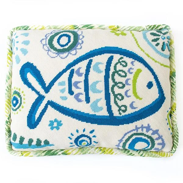 Plush Pillows for a Cozy BedSt. Thomas Kit