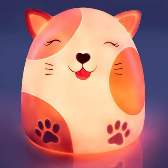 Salt Lamps for Guest Rooms to Add a Cozy TouchSmoosho's Pals Cat Table Lamp Night Light