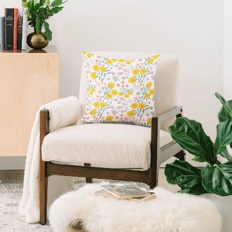 Plush Pillows for a Cozy BedMirimo Summer Flor Throw Pillow