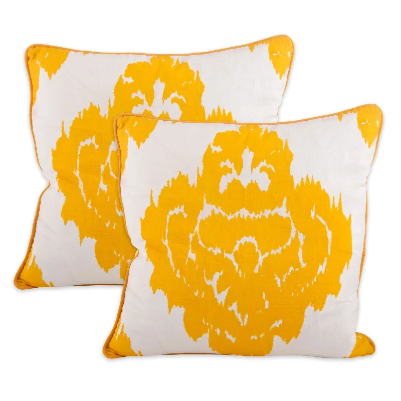 Round Pillows for Boho-Style InteriorsDamask Design Throw Pillow Cover (Set of 2)