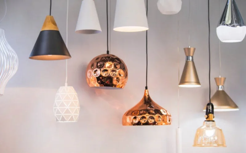 Fashionable and practical lamps