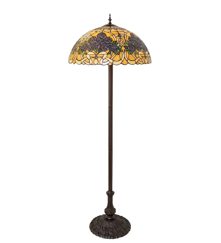 Victorian Style Floor Lamp for Traditional and Elegant InteriorsThree Light Floor Lamp