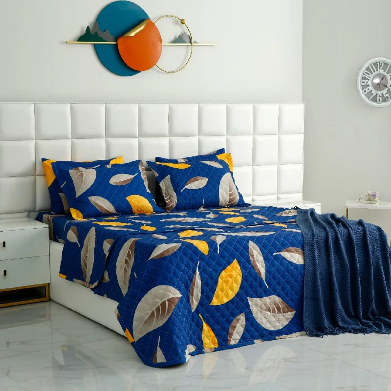 mid - century modern bedspreads with iconic shapes and colors for a stylish space6 PCs Printed Bed Spread Set-Blue Oasis mid - century modern bedspreads with iconic shapes and colors for a stylish space6 PCs Printed Bed Spread Set-Blue Oasis