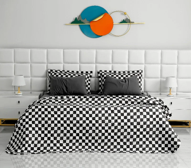 silk bedspreads with a luxurious and smooth texture6 PCs Printed Bed Spread Set-Grey Chess silk bedspreads with a luxurious and smooth texture6 PCs Printed Bed Spread Set-Grey Chess