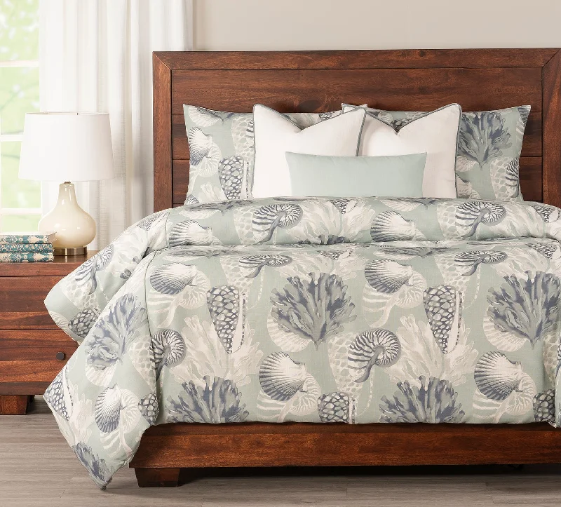 Microfiber - filled comforters that are lightweight and easy to care forAmelia Island Queen Comforter Set Microfiber - filled comforters that are lightweight and easy to care forAmelia Island Queen Comforter Set