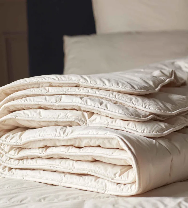King - size duvets to perfectly fit large king - sized bedsBaa Baa Bedtime Finest Wool Duvet King - size duvets to perfectly fit large king - sized bedsBaa Baa Bedtime Finest Wool Duvet
