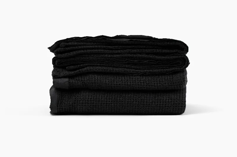 Synthetic fiber blend blankets for a budget - friendly choiceBaia Bedspread