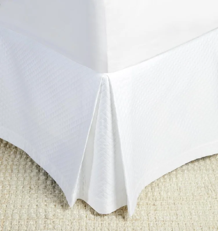 Bed skirts for water beds to give them a more traditional lookBed skirts for beds with a metal frameBari Bed Skirt Bed skirts for water beds to give them a more traditional lookBed skirts for beds with a metal frameBari Bed Skirt