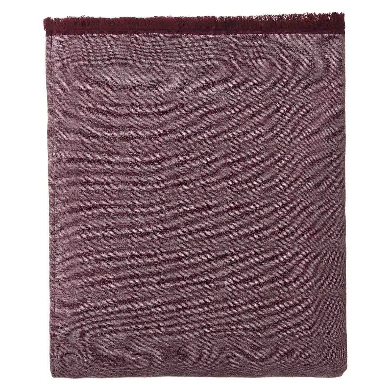 country style bedspreads with floral prints and gingham accents for a homely feelCalcada bedspread [Bordeaux red/White]