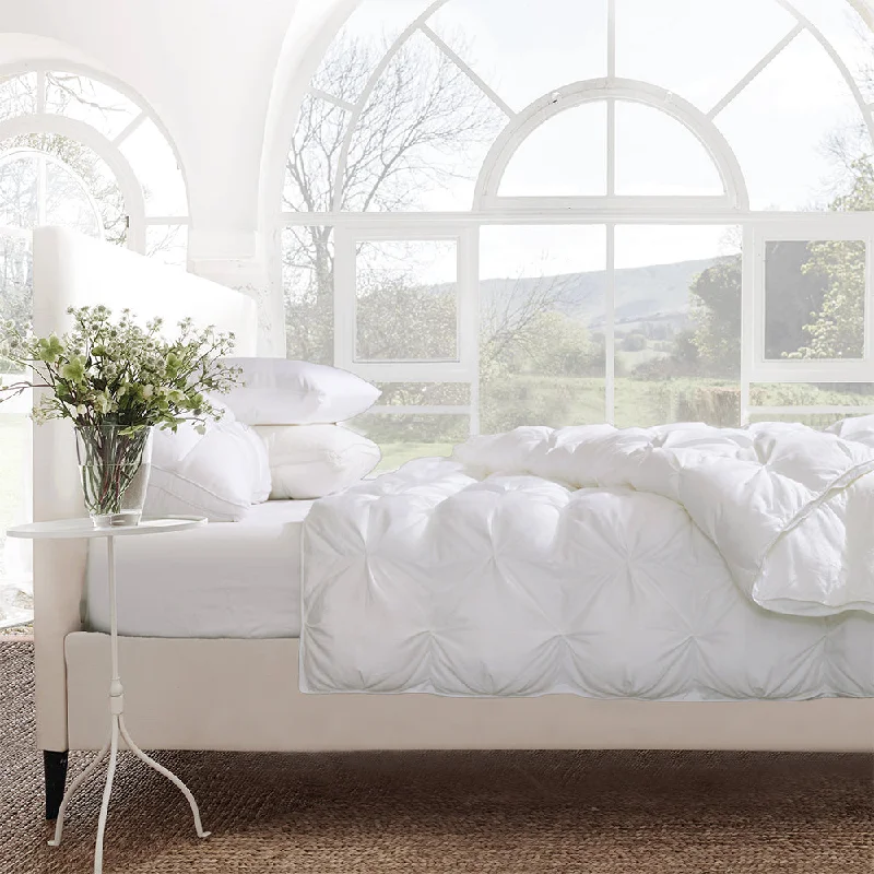 Full - size duvets for full - sized beds in guest rooms or smaller bedroomsBellami Utopia Collection 100% Egyptian Cotton Luxury L-Pocket Duvet - White Full - size duvets for full - sized beds in guest rooms or smaller bedroomsBellami Utopia Collection 100% Egyptian Cotton Luxury L-Pocket Duvet - White