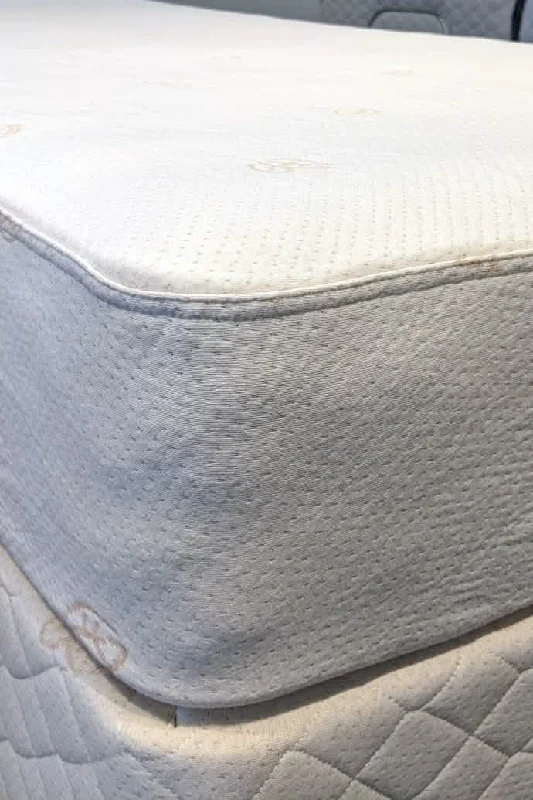 Gel - infused memory foam mattresses for cooler sleepOrganic Cotton Mattress Protector Gel - infused memory foam mattresses for cooler sleepOrganic Cotton Mattress Protector