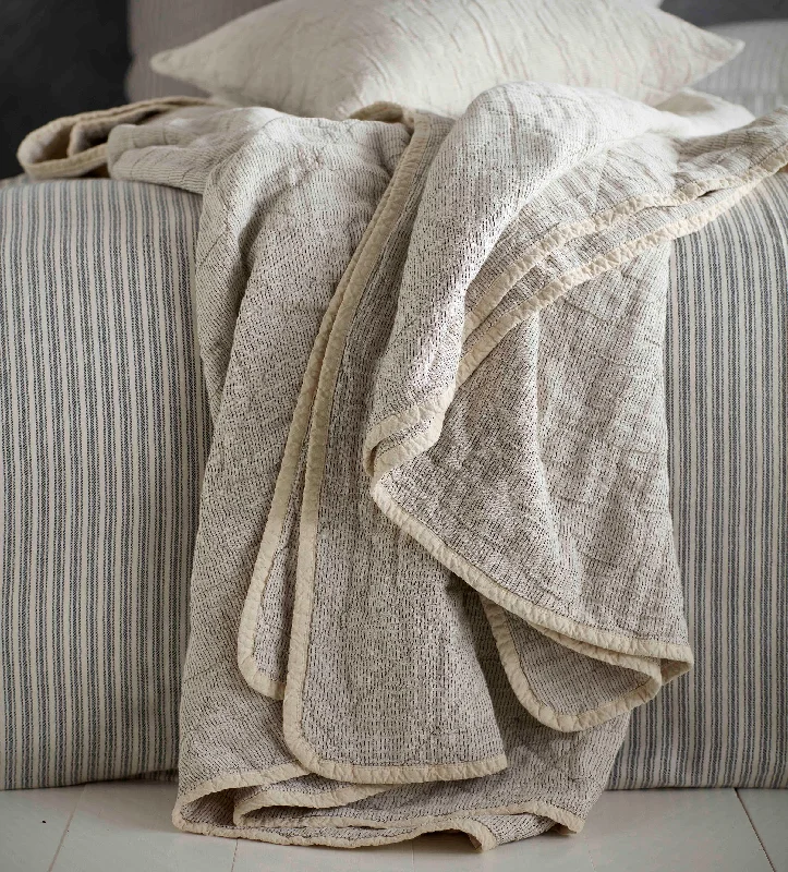 silk bedspreads with a luxurious and smooth textureBlack and Natural Stripe 100% Cotton Quilted Throw silk bedspreads with a luxurious and smooth textureBlack and Natural Stripe 100% Cotton Quilted Throw