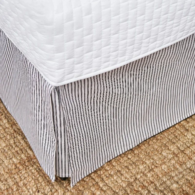 Bed skirts for beds with a simple - straight - lined frameBed skirts for beds with a round frameBlack Ticking Stripe Bedskirt | Twin, Full, Queen, King, Cal King, Extra Long Twin Bed skirts for beds with a simple - straight - lined frameBed skirts for beds with a round frameBlack Ticking Stripe Bedskirt | Twin, Full, Queen, King, Cal King, Extra Long Twin