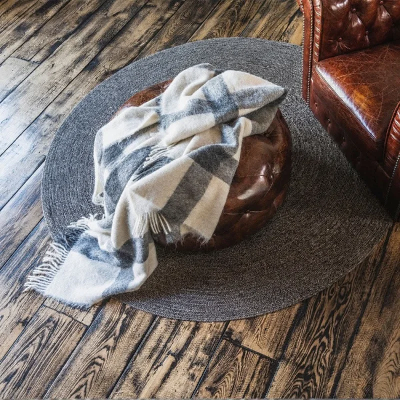 Silk blankets with a smooth and elegant touchAlpaca Throw