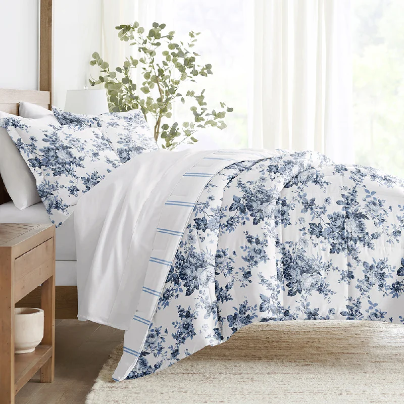 Full - size comforters suitable for full - sized beds in guest rooms or small bedroomsCabbage Rose Reversible Down-Alternative Comforter Set Full - size comforters suitable for full - sized beds in guest rooms or small bedroomsCabbage Rose Reversible Down-Alternative Comforter Set
