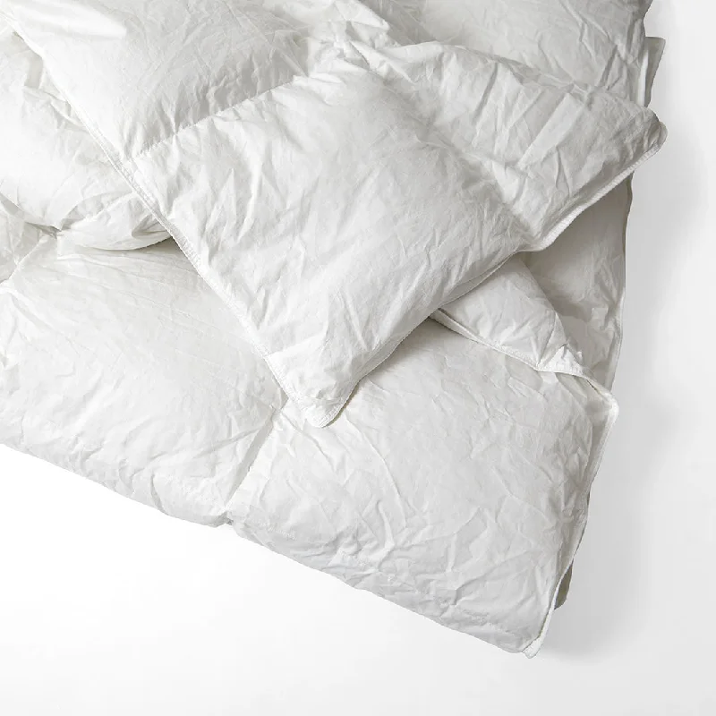 Full - size duvets for full - sized beds in guest rooms or smaller bedroomsCapri Regular Down Duvet Full - size duvets for full - sized beds in guest rooms or smaller bedroomsCapri Regular Down Duvet