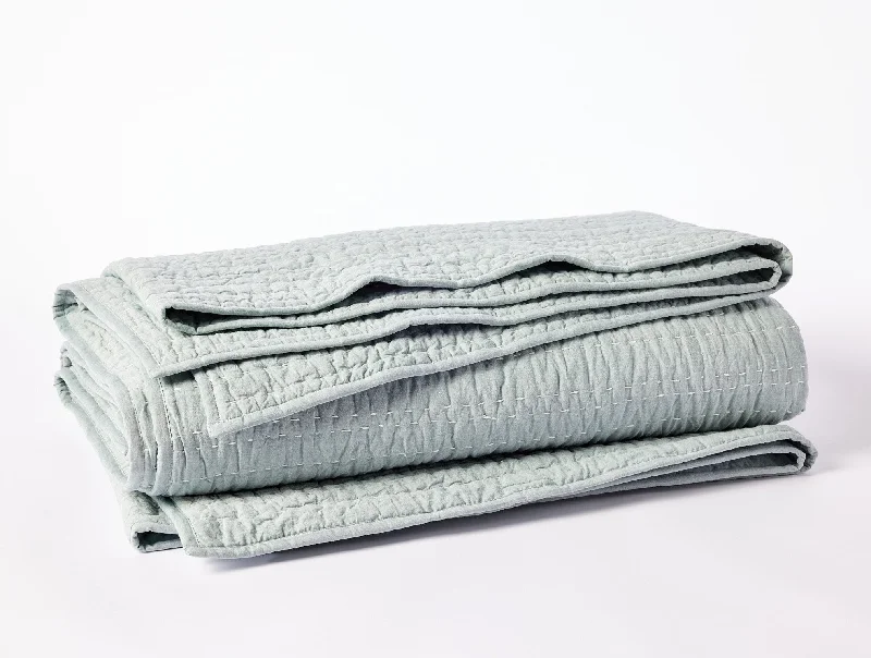 King - size comforters to fit large king - sized beds perfectlyChannel Handstitched Organic Quilt King - size comforters to fit large king - sized beds perfectlyChannel Handstitched Organic Quilt