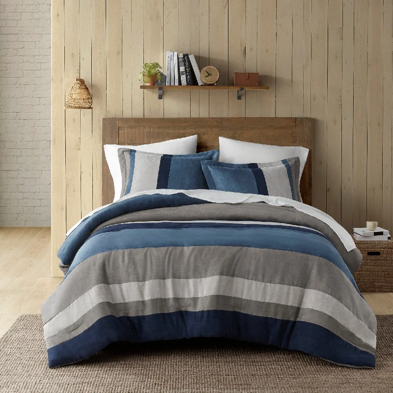 Wool - filled comforters with natural moisture - wicking and temperature - regulating featuresChelsea Square Cascade Reversible Plush Faux Suede Comforter Set Wool - filled comforters with natural moisture - wicking and temperature - regulating featuresChelsea Square Cascade Reversible Plush Faux Suede Comforter Set