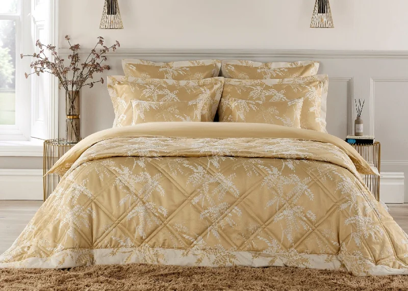 minimalist japanese style bedspreads with simple and clean linesChristy "Holkham" Jacquard Bedspread Sets in Wheat (Gold) minimalist japanese style bedspreads with simple and clean linesChristy "Holkham" Jacquard Bedspread Sets in Wheat (Gold)
