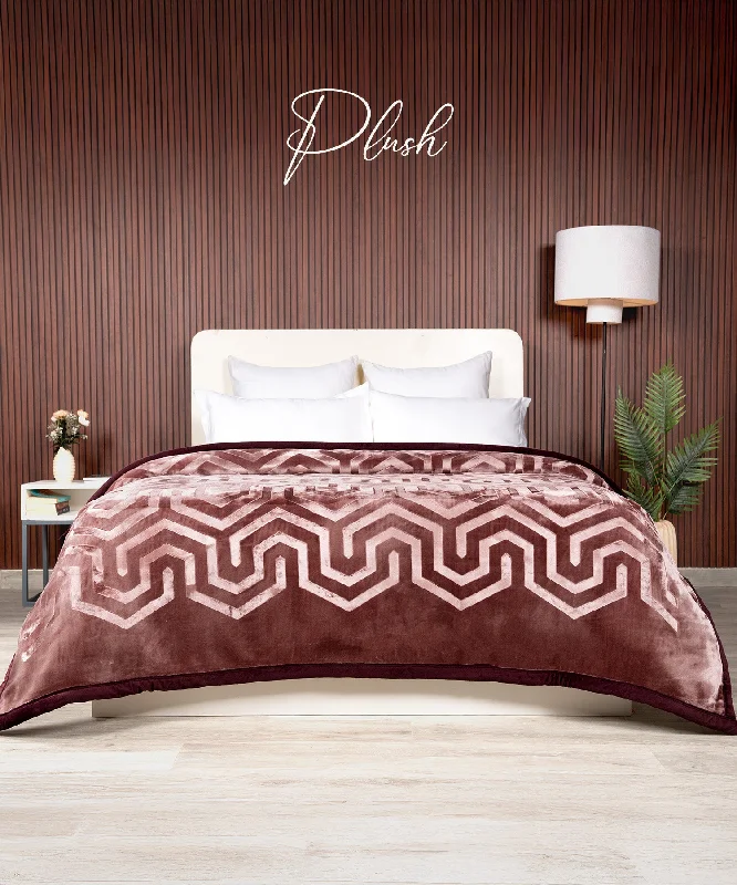 Chenille blankets with a thick and fuzzy textureClassic Solid Embossed Mink Double Blanket, 4kg, Plush Chenille blankets with a thick and fuzzy textureClassic Solid Embossed Mink Double Blanket, 4kg, Plush