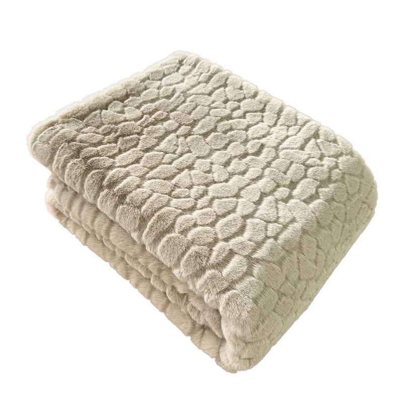 modern minimalist bedspreads for contemporary bedroomsComfort - Taupe Faux Fur Throw 150x200cm modern minimalist bedspreads for contemporary bedroomsComfort - Taupe Faux Fur Throw 150x200cm