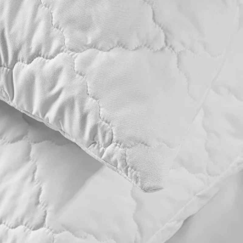 Gel - infused memory foam mattresses for cooler sleepCoolmax® Pillow Protectors