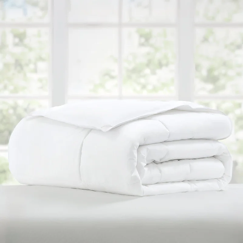 Wool - filled comforters with natural moisture - wicking and temperature - regulating features100% Cotton Duvet Insert Wool - filled comforters with natural moisture - wicking and temperature - regulating features100% Cotton Duvet Insert