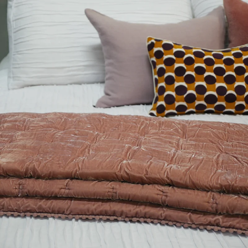 minimalist japanese style bedspreads with simple and clean linesCRUZ VELVET COMFORTERS & COVERLETS minimalist japanese style bedspreads with simple and clean linesCRUZ VELVET COMFORTERS & COVERLETS