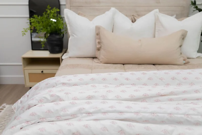 Bamboo fiber blankets with natural antibacterial propertiesEden Blanket