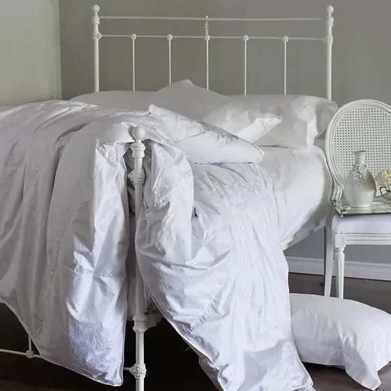King - size duvets to perfectly fit large king - sized bedsEuropa | Duvet