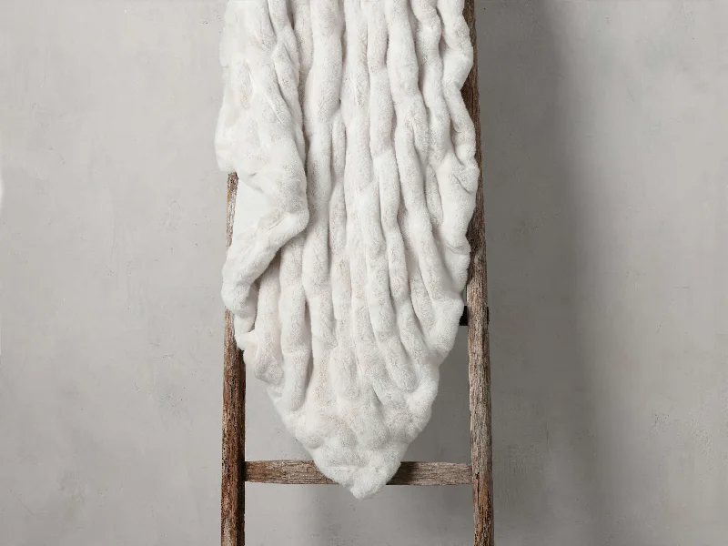 Queen - size blankets for standard - sized bedsFaux Fur Luxe Oversized Pleated Throw Queen - size blankets for standard - sized bedsFaux Fur Luxe Oversized Pleated Throw