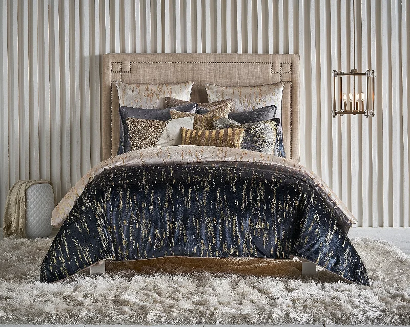 Memory - foam - infused duvets for added body - contouring comfortFez Gold Duvet
