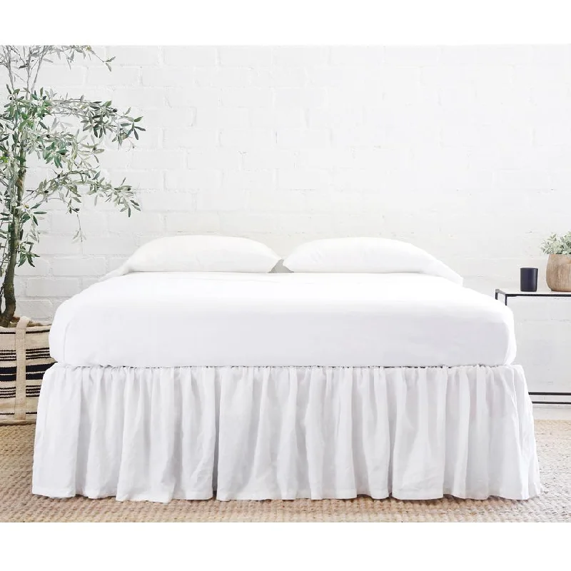 Bed skirts for air beds to make them look more like a regular bedBed skirts for air beds to make them look more like a regular bedGathered Linen Bedskirt in White Bed skirts for air beds to make them look more like a regular bedBed skirts for air beds to make them look more like a regular bedGathered Linen Bedskirt in White