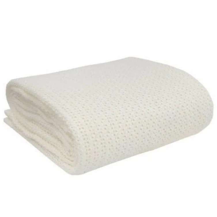 Mohair blankets with a unique sheen and softnessGiggle Baby - Organic cellular blanket.120x100cm White Mohair blankets with a unique sheen and softnessGiggle Baby - Organic cellular blanket.120x100cm White