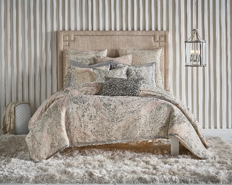 Bamboo - charcoal - filled duvets to absorb odors and regulate temperatureGranite Pink Duvet Bamboo - charcoal - filled duvets to absorb odors and regulate temperatureGranite Pink Duvet