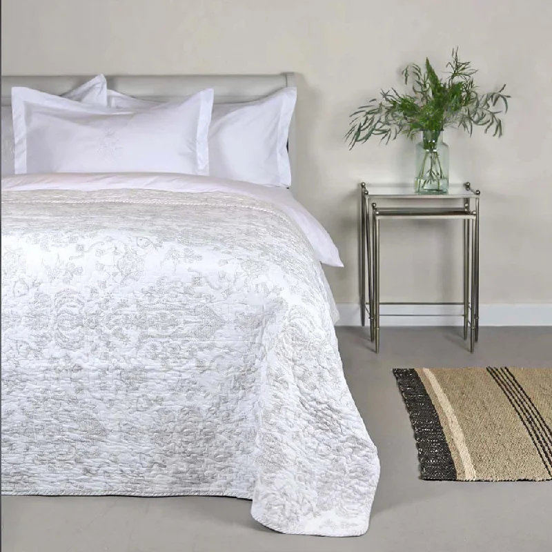 bohemian bedspreads with vibrant colors and patterns for an eclectic decorGrey Toile bohemian bedspreads with vibrant colors and patterns for an eclectic decorGrey Toile