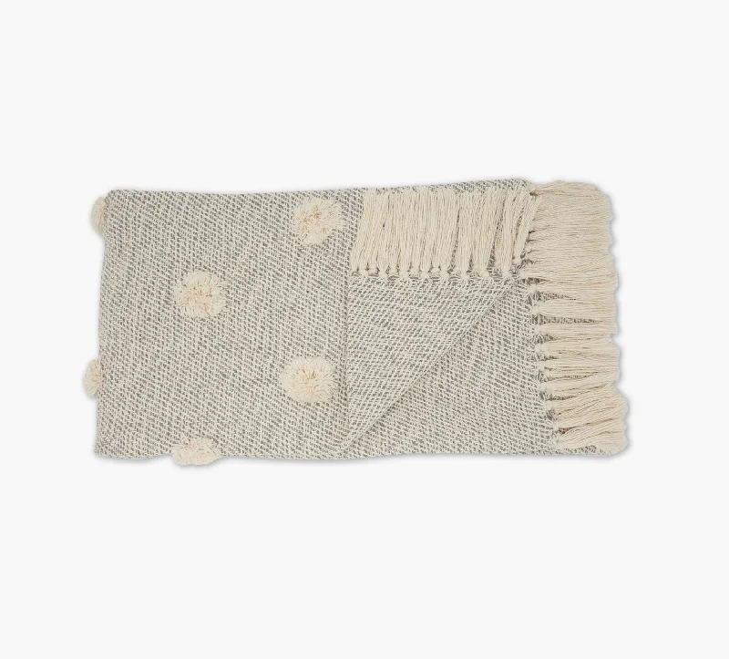 Linen blankets with a rustic and textured lookGrey Woven Cotton Throw 50 x 60