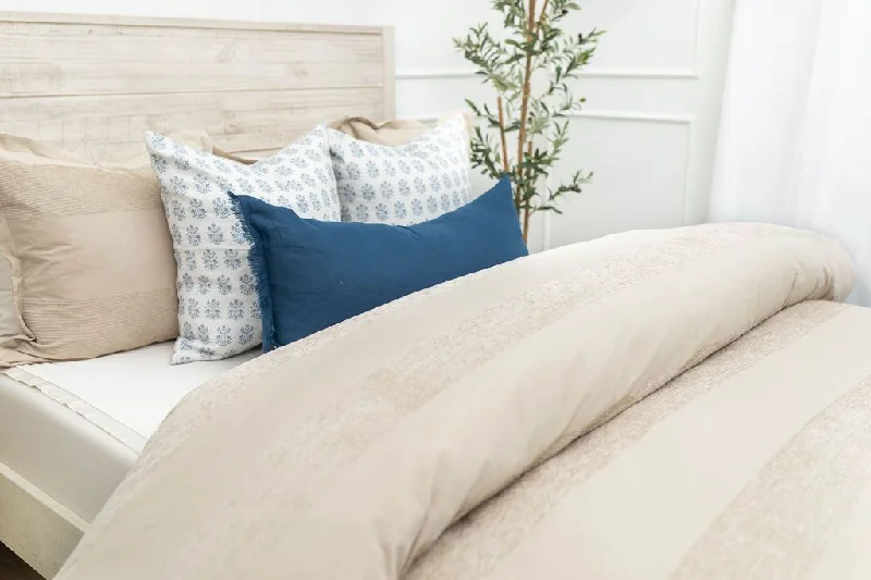 Down duvets with high - fill - power goose down for exceptional warmthHalston Duvet Cover Down duvets with high - fill - power goose down for exceptional warmthHalston Duvet Cover