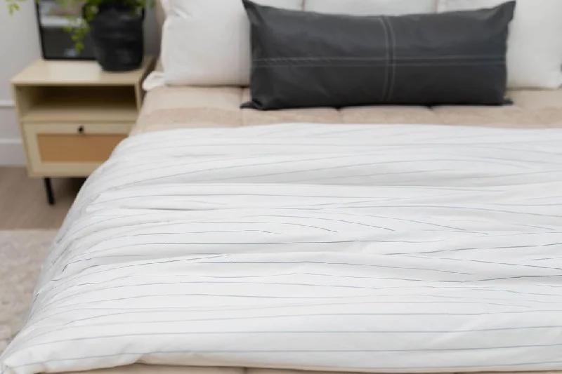 Mohair blankets with a unique sheen and softnessHarper Blanket