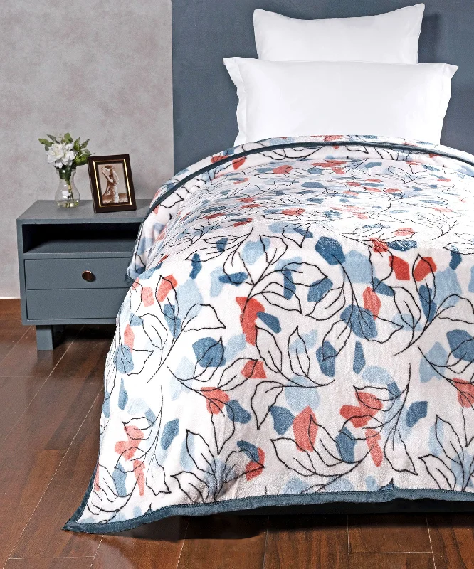 Silk blankets with a smooth and elegant touchHE Eternal Embrace Single Blanket, 290GSM, 100% Polyster, Eloise Silk blankets with a smooth and elegant touchHE Eternal Embrace Single Blanket, 290GSM, 100% Polyster, Eloise