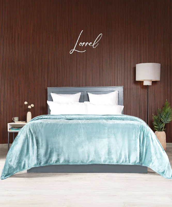 Microfiber blankets that are durable and easy to care forHE Style me Solid Double Blanket, 290GSM, 100% Polyster, Lorrel Microfiber blankets that are durable and easy to care forHE Style me Solid Double Blanket, 290GSM, 100% Polyster, Lorrel