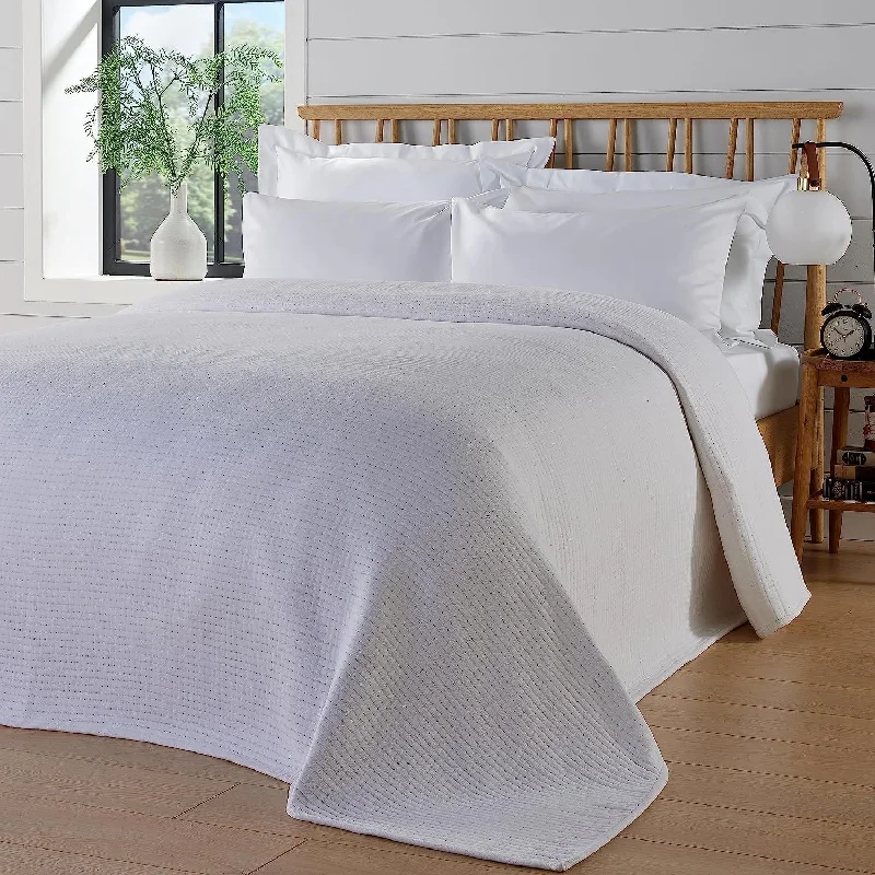 modern minimalist bedspreads for contemporary bedroomsHotel Collection 240 x 260 cm Quilted Bedspread in Sustainable Cotton Soft and Durable White and Grey Bedding for Elegant Bedroom Decor by OLIVIA ROCCO modern minimalist bedspreads for contemporary bedroomsHotel Collection 240 x 260 cm Quilted Bedspread in Sustainable Cotton Soft and Durable White and Grey Bedding for Elegant Bedroom Decor by OLIVIA ROCCO
