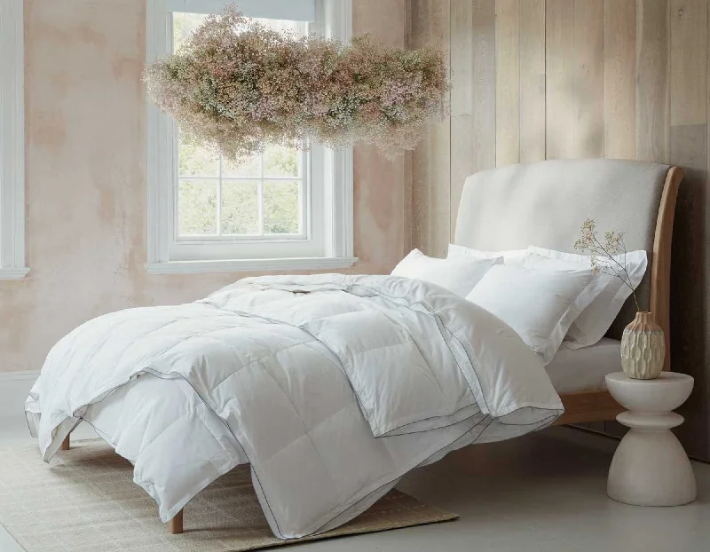 Full - size duvets for full - sized beds in guest rooms or smaller bedroomsHungarian Goose Down Duvet Full - size duvets for full - sized beds in guest rooms or smaller bedroomsHungarian Goose Down Duvet