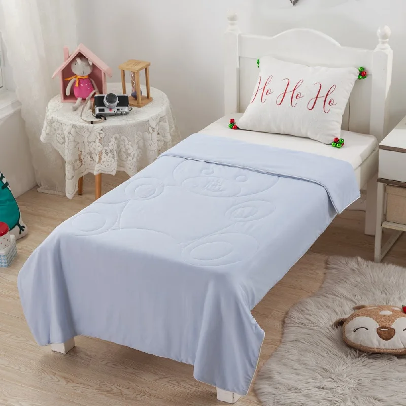 Hypoallergenic down duvets with special treatment for allergy sufferersIE Kids Cool Dream Cooling Quilt - Water Sky Hypoallergenic down duvets with special treatment for allergy sufferersIE Kids Cool Dream Cooling Quilt - Water Sky