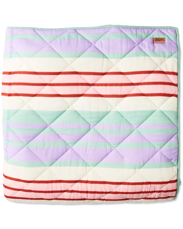 country style bedspreads with floral prints and gingham accents for a homely feelIsland Delight Organic Cotton Quilted Bedspread country style bedspreads with floral prints and gingham accents for a homely feelIsland Delight Organic Cotton Quilted Bedspread