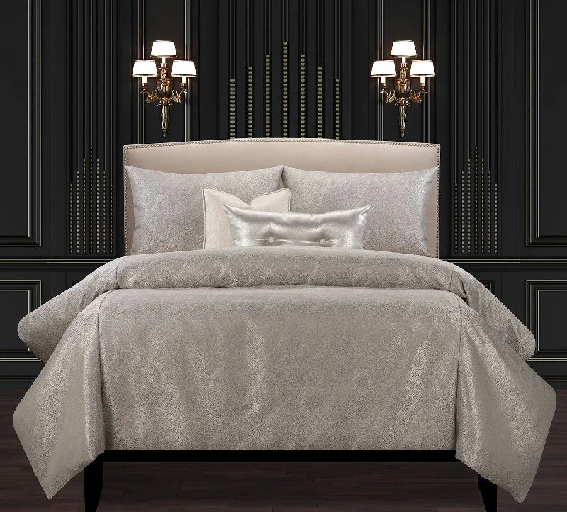 Latex - filled comforters with a bouncy texture and good supportJazz Club Silver Queen Comforter Set Latex - filled comforters with a bouncy texture and good supportJazz Club Silver Queen Comforter Set