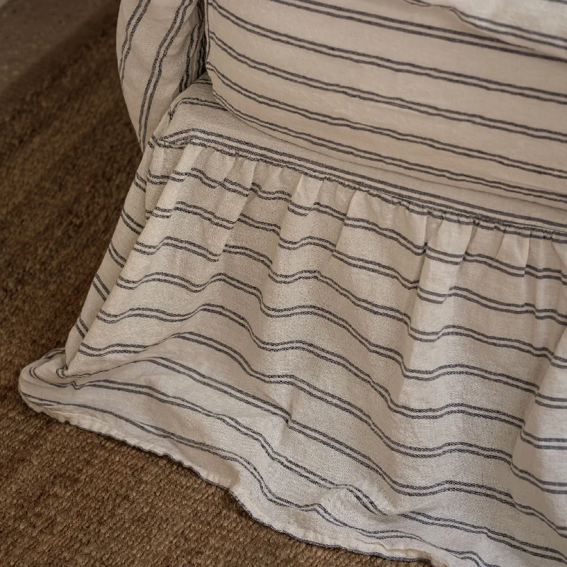 Bed skirts for beds with a solid - panel frameBed skirts for beds with a canopy frameKemptown Stripe Linen Blend Bed Skirt Bed skirts for beds with a solid - panel frameBed skirts for beds with a canopy frameKemptown Stripe Linen Blend Bed Skirt