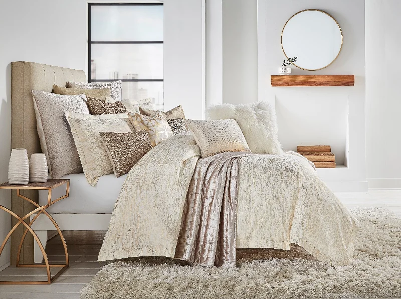 Queen - size duvets suitable for standard queen - sized mattressesLana Ivory Gold Duvet Queen - size duvets suitable for standard queen - sized mattressesLana Ivory Gold Duvet