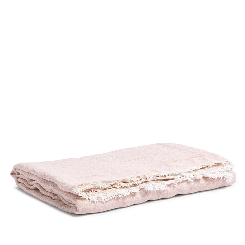 Acrylic blankets for a soft and affordable alternativeLinen throw blush