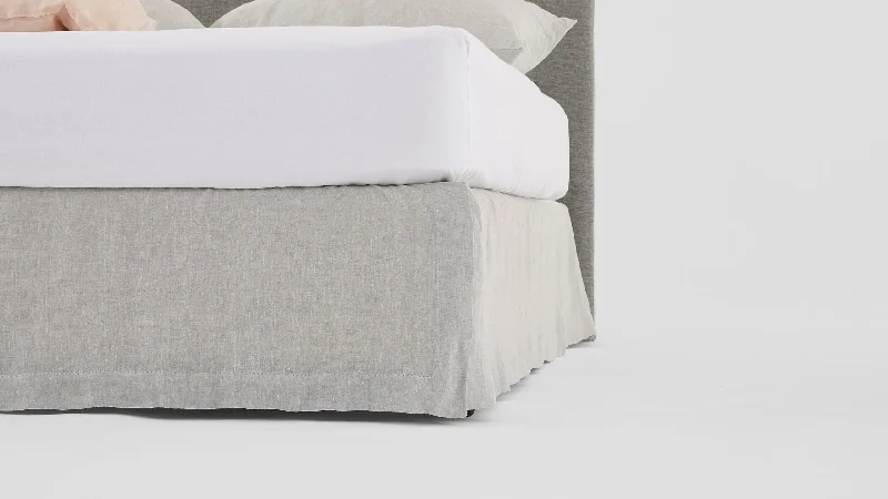 Bed skirts for beds with a traditional - ornate frameBed skirts for beds with a slatted frameLoft Bed Skirt Bed skirts for beds with a traditional - ornate frameBed skirts for beds with a slatted frameLoft Bed Skirt